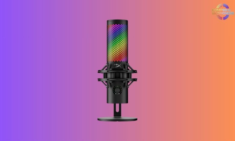 A estrutura do QuadCast S é feita de metal ou plástico?